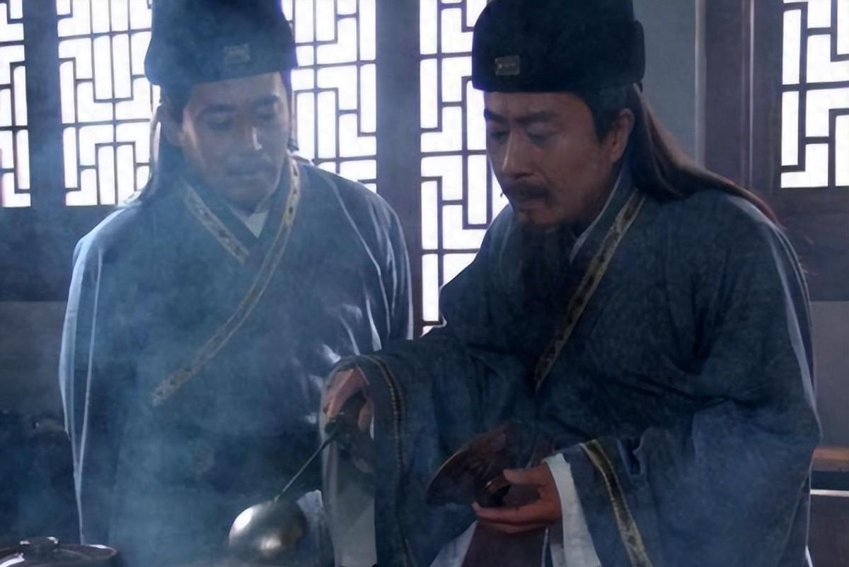 宋朝御医为皇妃诊治奇疾，皇帝命令三天不愈即处死，太医却自信表示只需一夜就能恢复吗