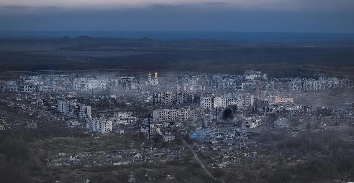 正拓展后勤通道：乌克兰空降突击部队否认波克罗夫斯克及米尔诺格拉德被包围

这