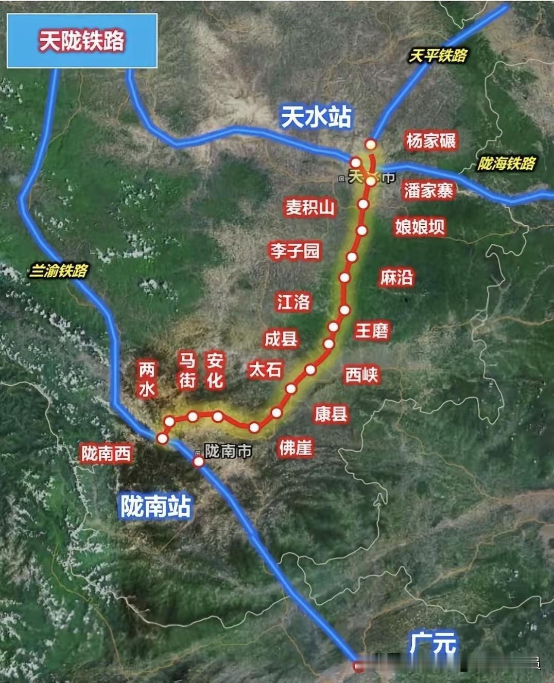 重大突破！天陇铁路最长安化隧道实现贯通。
这条近20公里的特长隧道，处在秦岭复杂