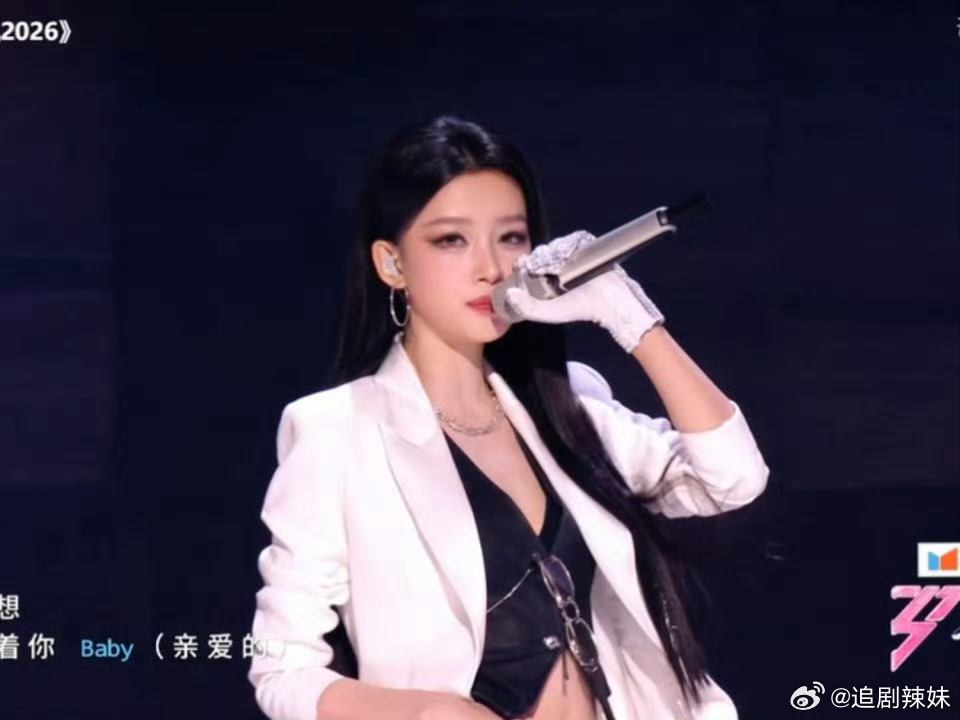 孙怡杀疯了孙怡开口定调全开麦搭配走心独白，歌声配发言双重暴击，一开口惊艳全场观众