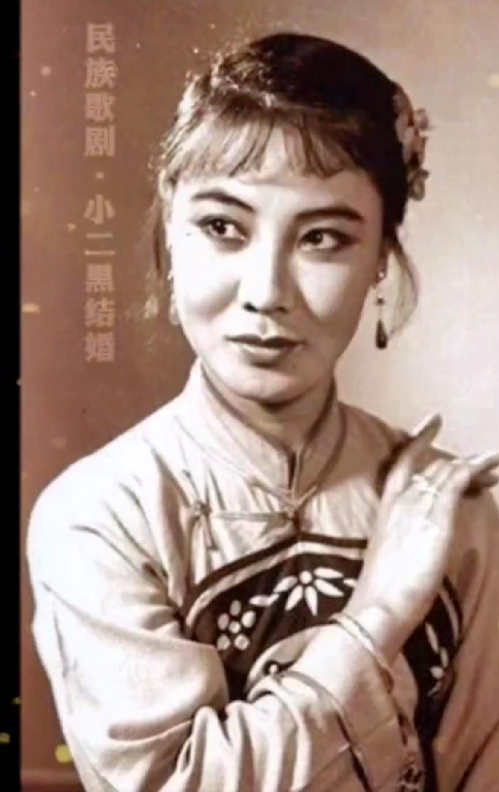 郭兰英离世，是歌坛界的一大损失。她有幸为人们留下了许许多多经典作品。听了郭兰英“