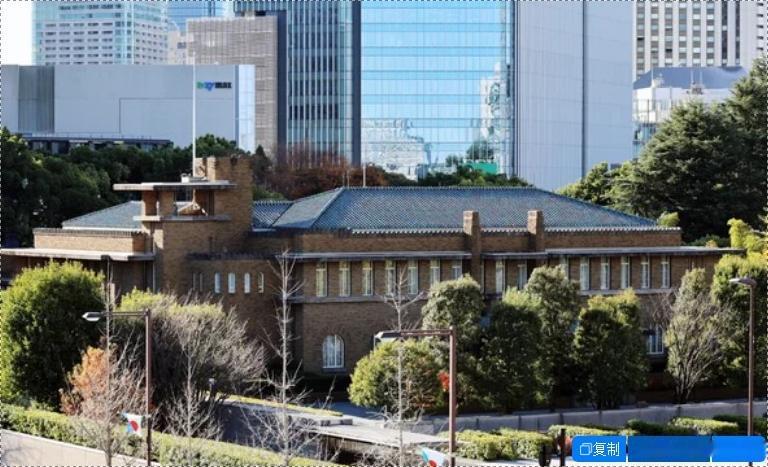 日本首相高市早苗搬入“闹鬼”的官邸。

搬进首相官邸后，可能睡眠更加困难，据说那