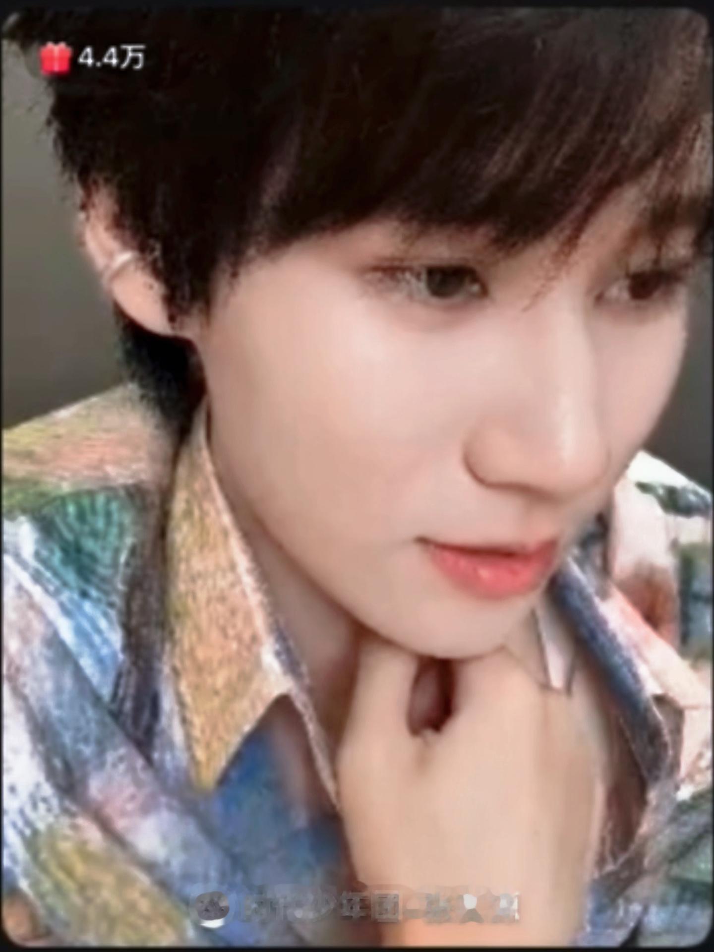 张真源向彭昱畅道歉💚张真源像个叉车把许凯大张伟铲走了这个张真源和密逃的适配度满