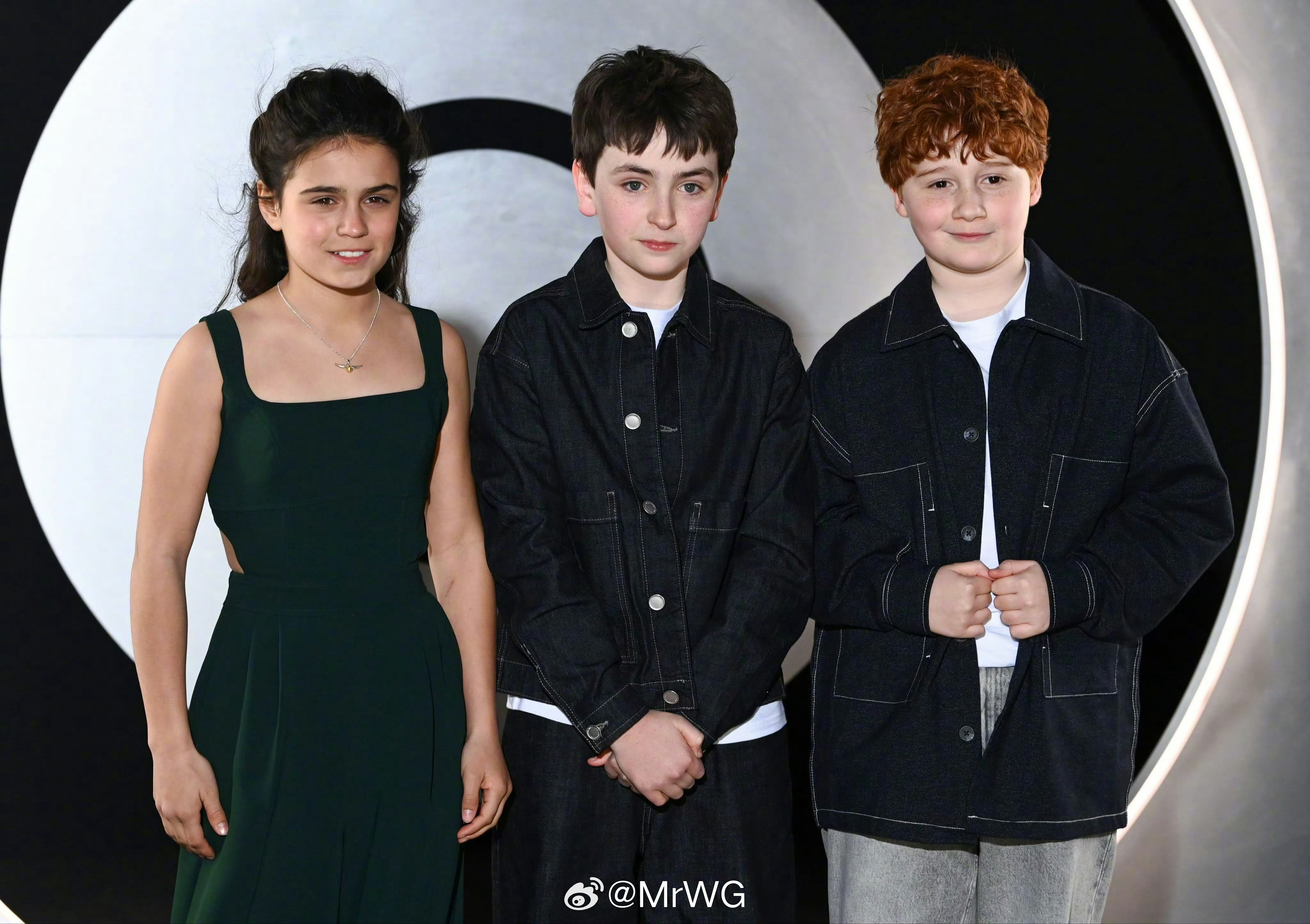 剧版哈利波特首支预告 霍格沃茨四小只，2001影版【哈利波特与魔法石】🆚202