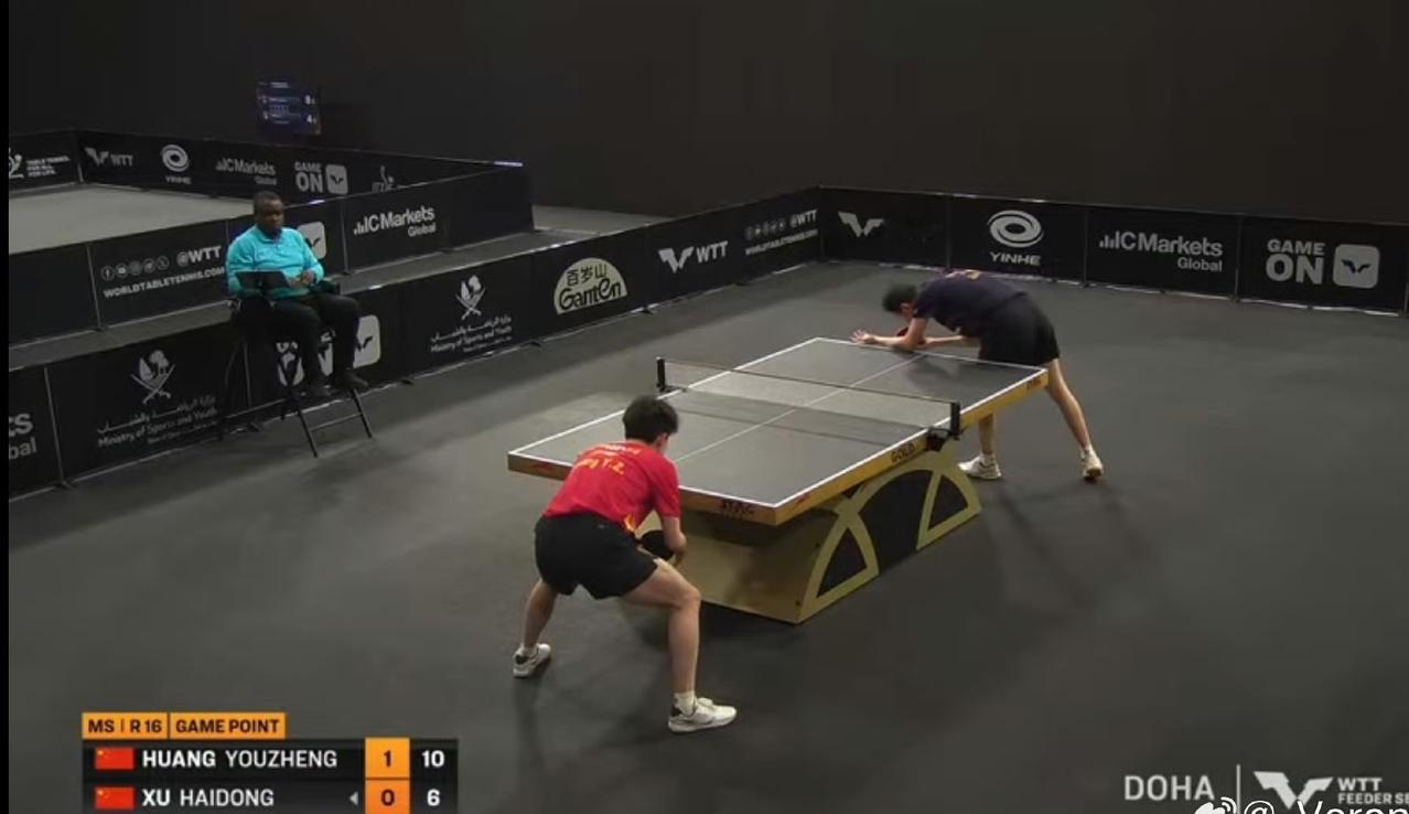 黄友政🇨🇳晋级男单八强！
这是黄友政在今天的第二场胜利[赞]，
刚刚，黄友政