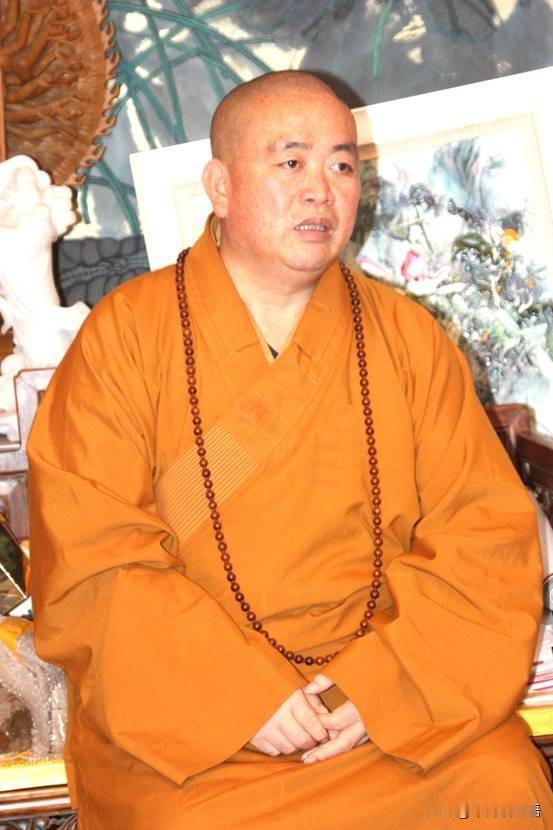 释永信这事儿我专门查了一下！1998年他就成立了少林寺实业公司，到2025年名下