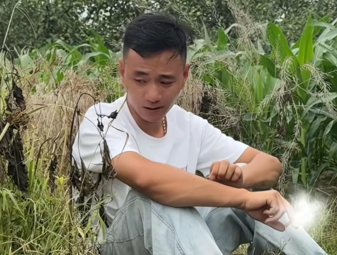 厉大哥彻底爆发！忍无可忍直播连麦隔空喊话林丽:你有妹妹，爸爸妈妈，奶奶，有侄子侄