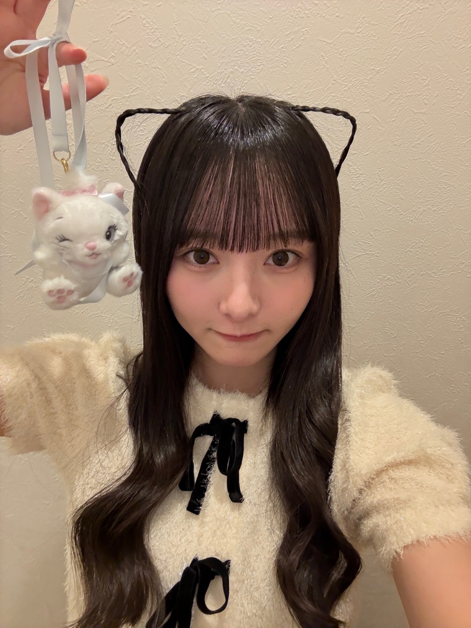 片山紗希「お友達がお土産でくれたの😭私が居なくても私を思ってくれてるなんて、、