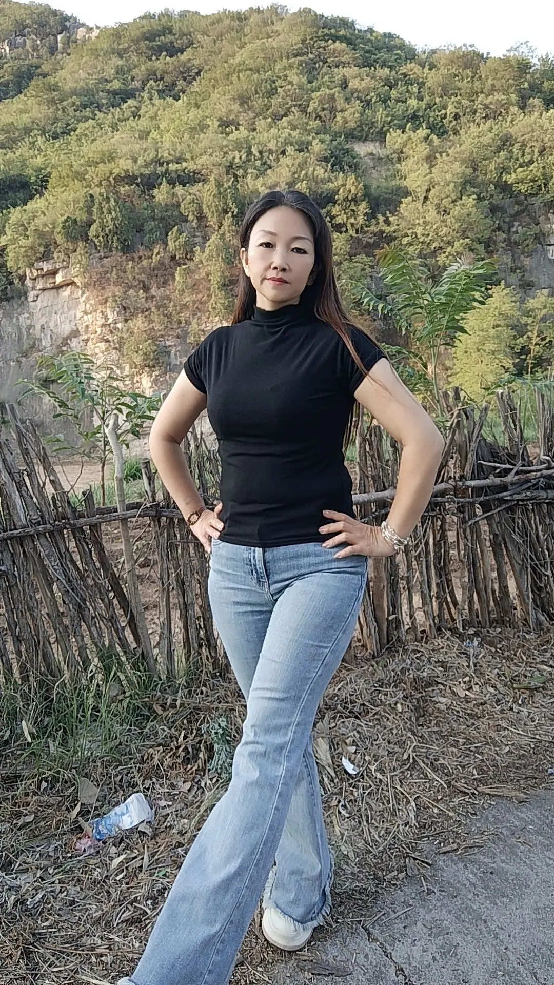 “人不争，一身轻松，事不比，一路畅通，心不求，一身平静！无论你处于什么...
