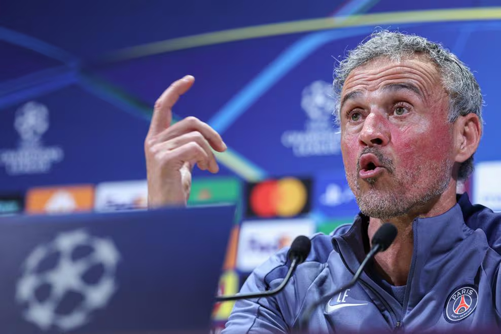 谁是夺冠热门并不重要，因为在这种级别的比赛里，根本不存在所谓热门。我不认为我们是