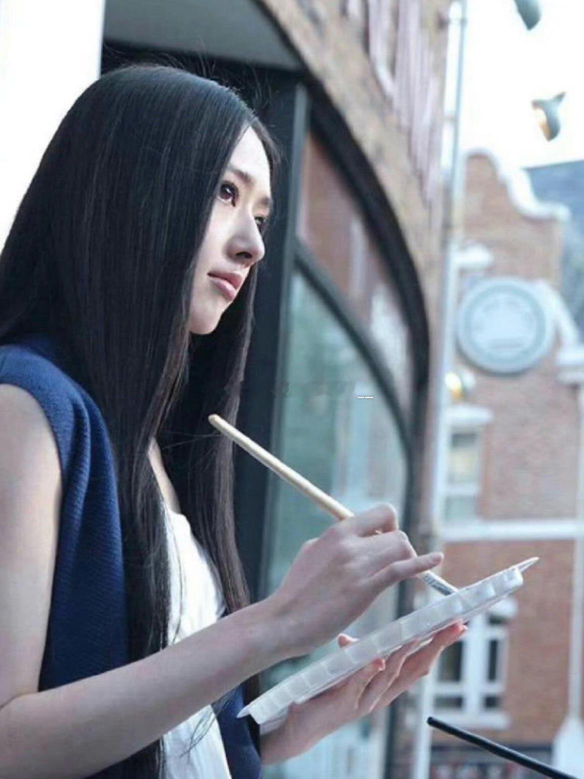 郭碧婷早期，最适合黑长直的女明星 