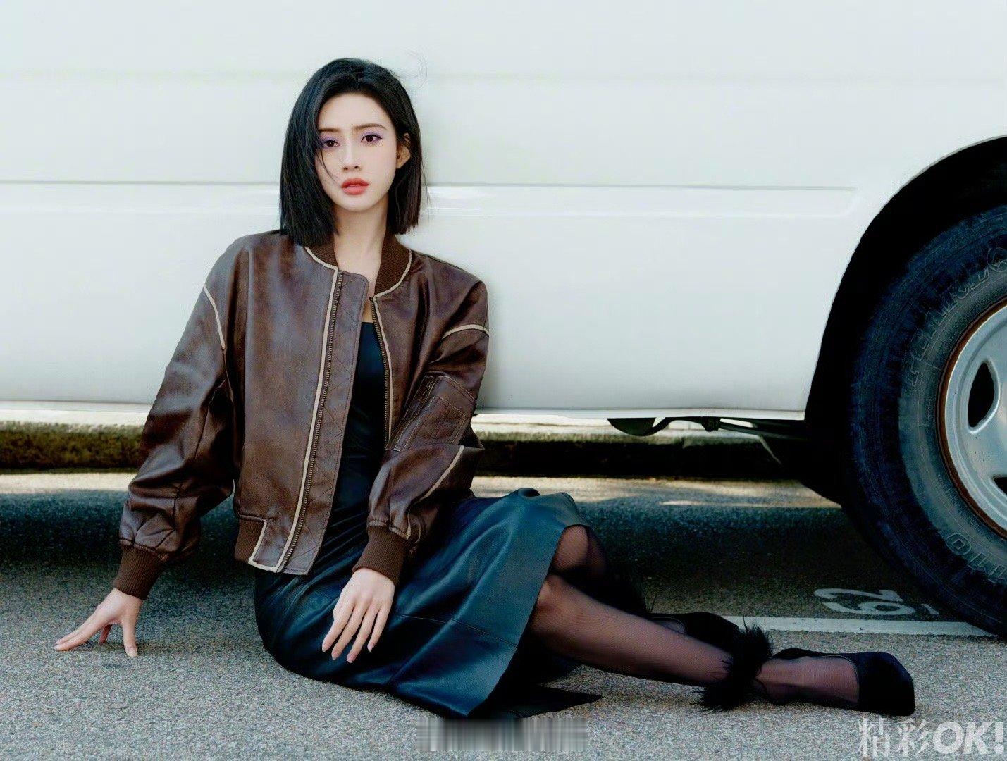 时尚[超话]  孟子义OK二月刊双封面  孟子义沿海印记封面 不得不服孟子义的时