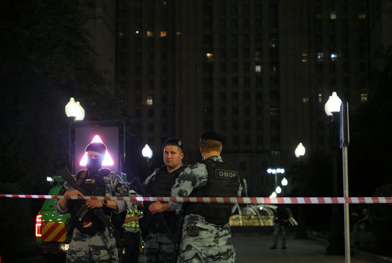 俄罗斯警方指，一家位于首都莫斯科市中心的餐厅附近8月1日晚发生爆炸，造成至少3人
