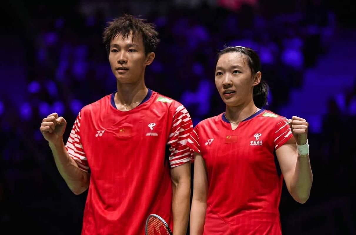 业余球友中，混双女生太弱了，难打！所以不太喜欢打混双，需要照顾的面积太大，特别是