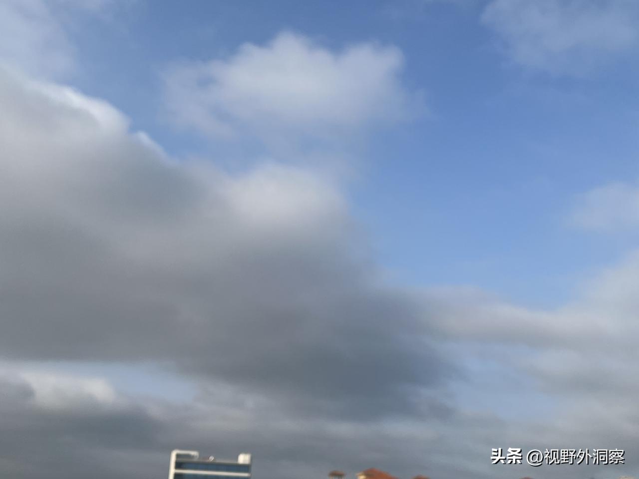 有的人，就是贱
喜欢减肥，就歌颂饥寒；
爱好斗争，就支持绑匪；
畏惧强权，就跪舔