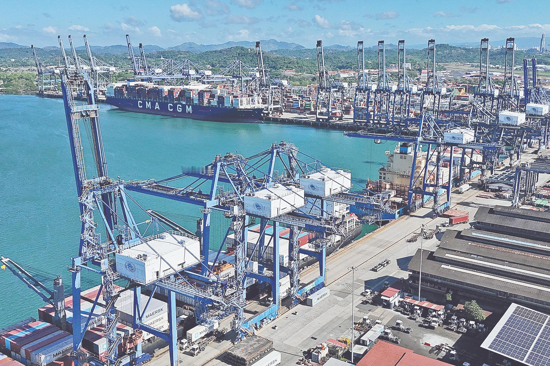 最近两天，我相关部委连续约谈马士基和地中海，意思是你俩招子放明白点，不要火中取栗