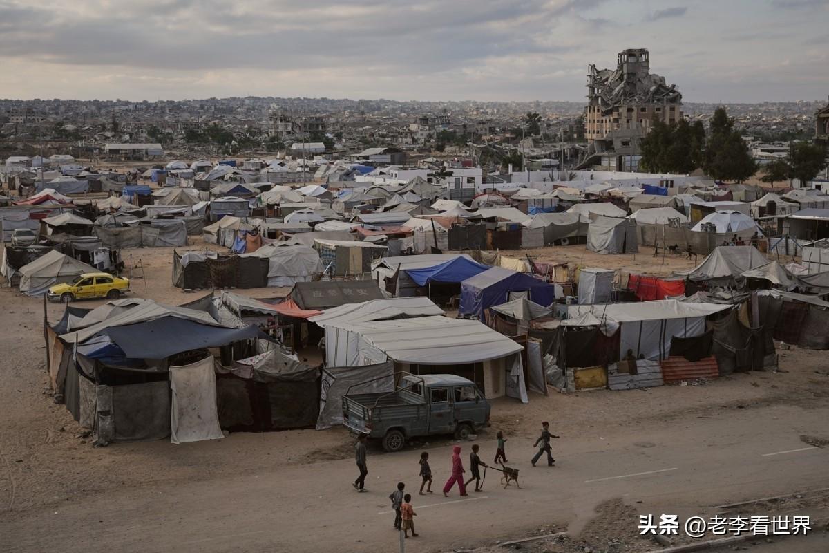 【以色列空袭了加沙难民营】
耶路撒冷时间2026年3月22日，加沙希法医院在一份
