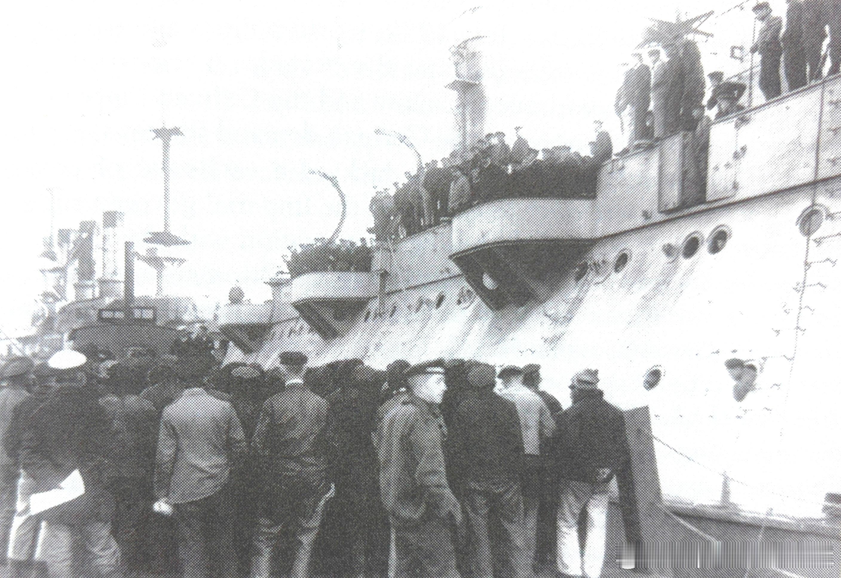 1918年11月5日社会民主党人Gustav Noske诺斯克（1868.7.9