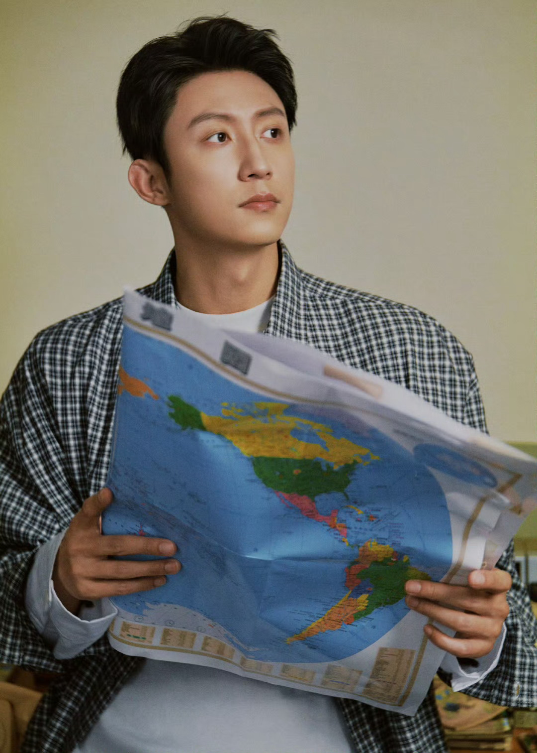 黄景瑜、金晨《明川有知夏》3月中旬云南开机，拍摄周期100天，导演陈畅《许我耀眼