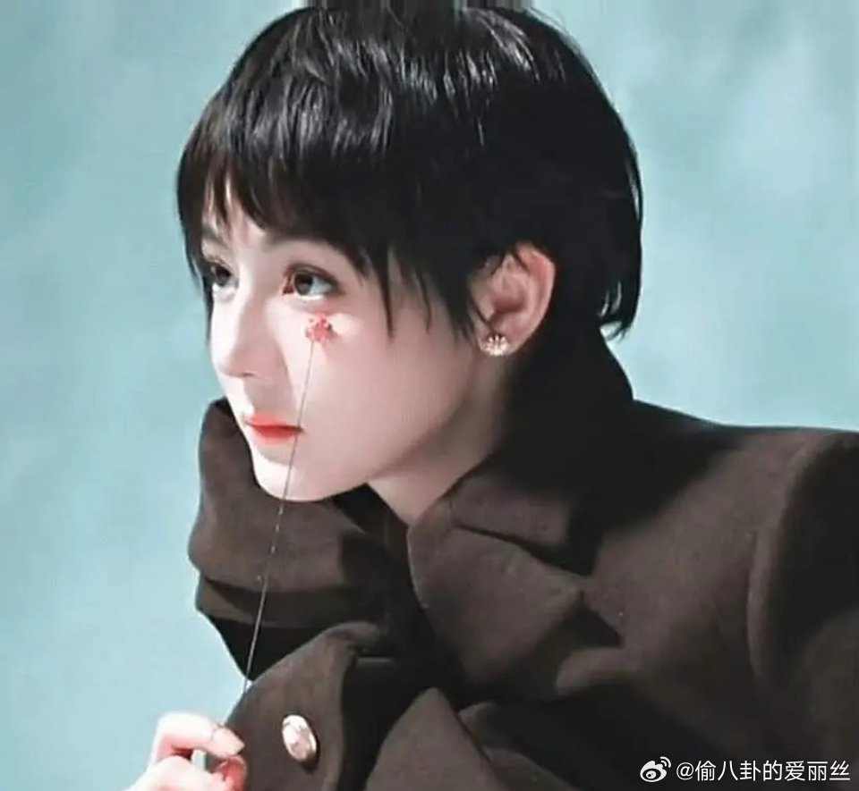 88小时候好可爱呀，现在这么一对比，简直是一模一样 