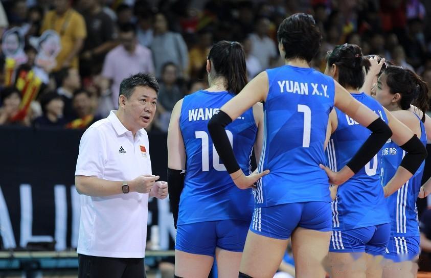 3-0！袁心玥17分，不费吹灰之力轻取越南，中国女排全胜晋级4强！
在第二阶段首