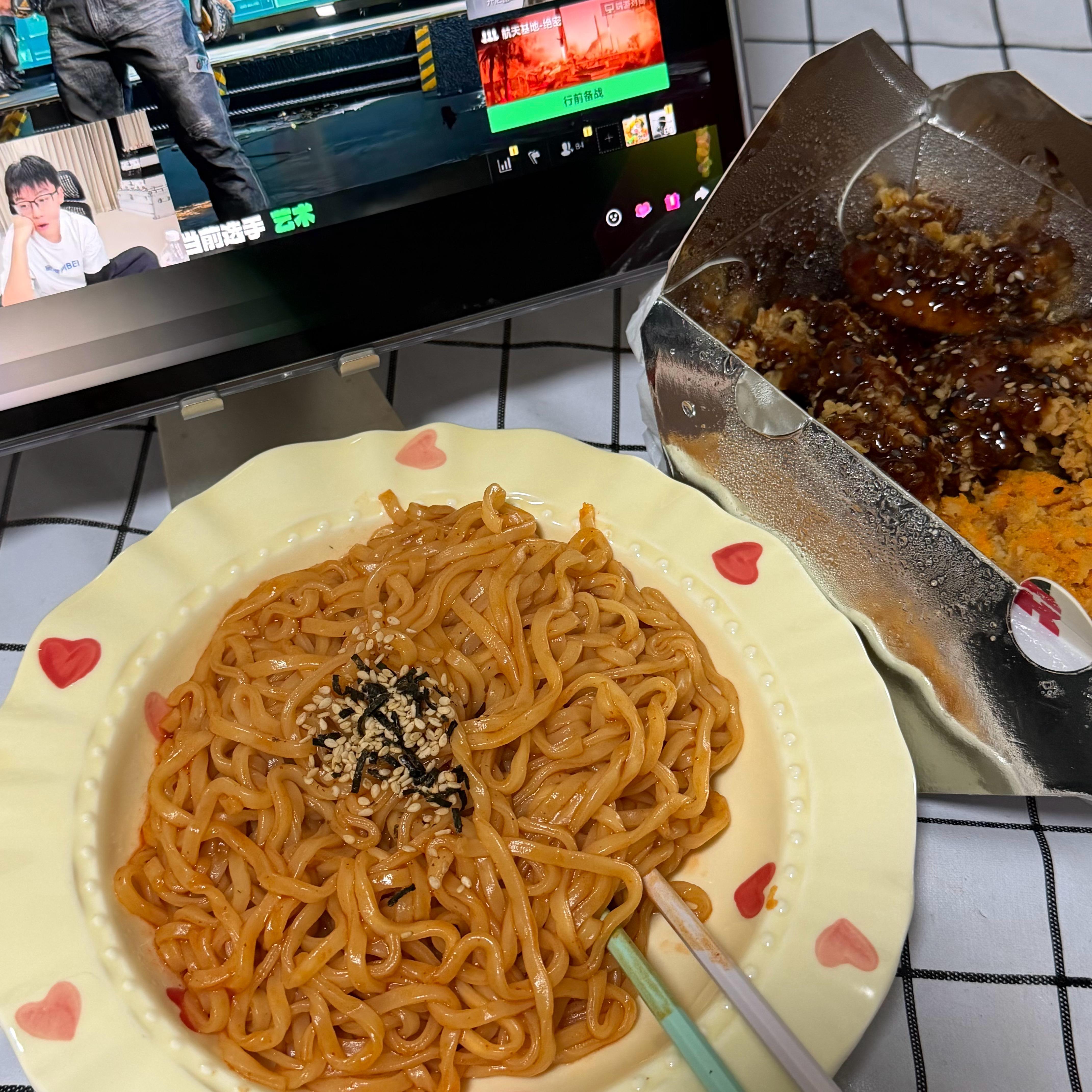 如果有人让火鸡面受了委屈，我不介意亲手毁掉人类文明。我差不多就是这样的人，平时可