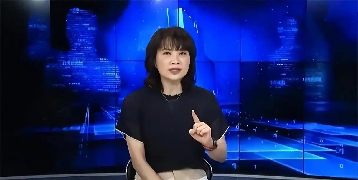 [月亮]台湾省终于出现明白人了，台媒体人陈凤馨表示：大陆之所以不打台湾，不是因为