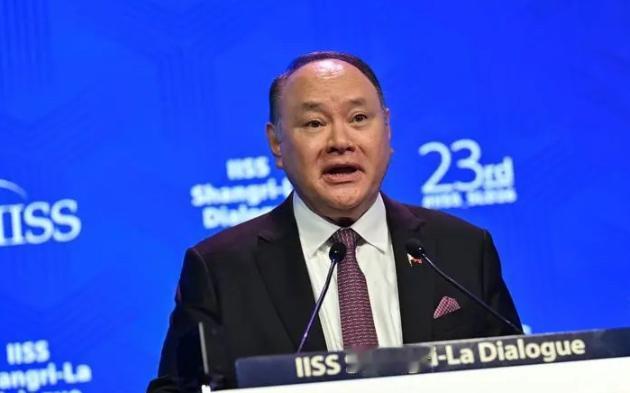 菲律宾炸锅了

万万没想到，菲律宾没等来中国的援助，反而等来了中国的制裁，对于他
