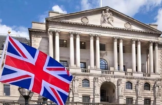 英国政府竟提醒国民备罐头！2026年9月，英国官员再次呼吁家庭做好准备，官方建议