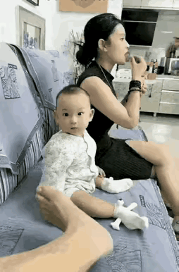 娃此时肯定心想
你给我等着
等你老的时候
看我不好好收拾收拾你