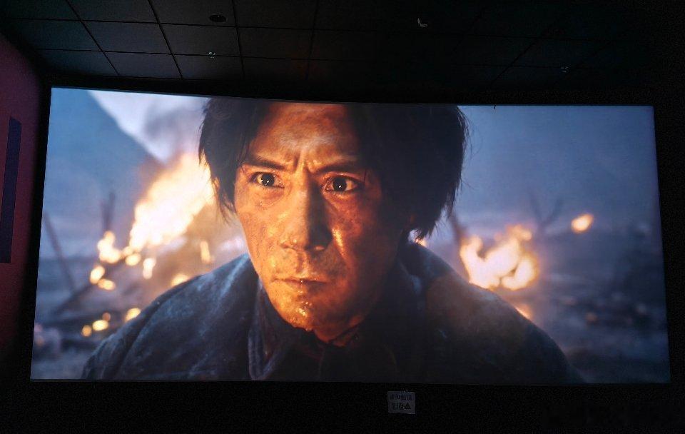 大家早上好！前两天去看了刘烨主演的《四渡》，可能是因为《四渡赤水》拍的太好了，相