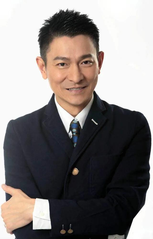 从艺四十多年，刘德华最受不了的一句话就是：梁朝伟演技好，刘德华够勤奋。这是陈冠希