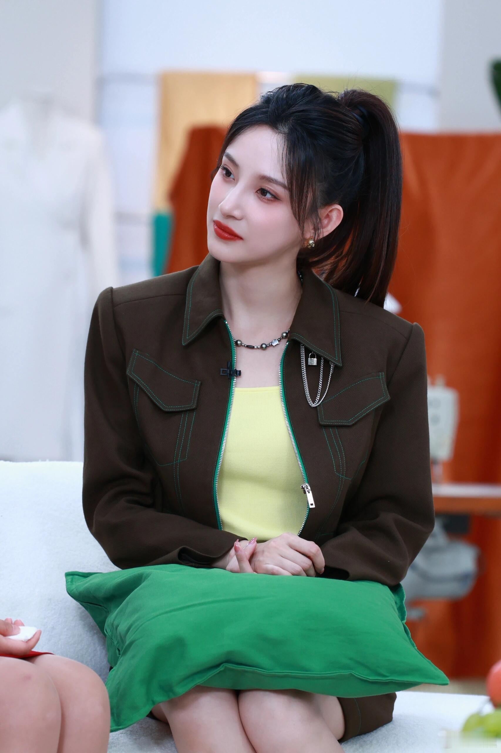 马凡舒 🤎 松弛时尚感穿搭，帅就完了 