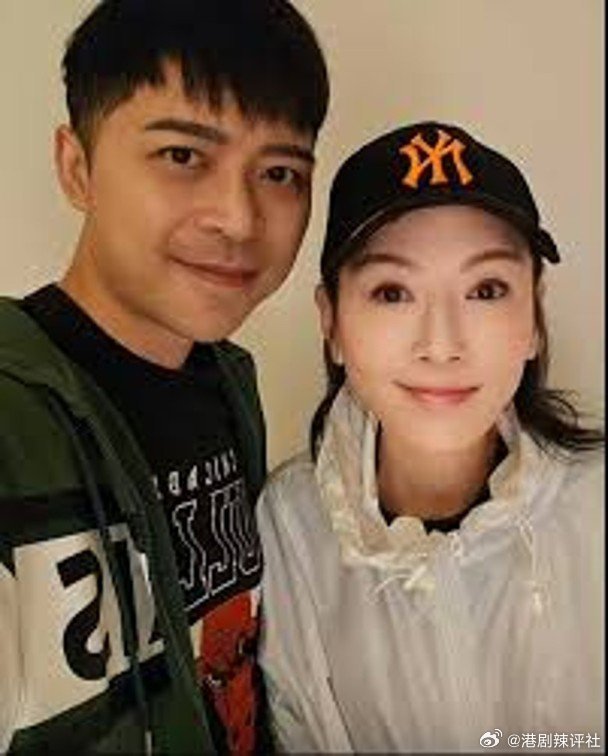 袁潔瑩未成年便踏入娛樂圈，當年以《開心鬼》系列電影而一炮而紅的她，雖然曾經戰勝厭