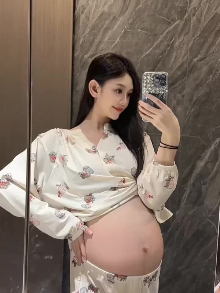 人生最重要的盲盒倒计时⏳ 人这一辈子能有几次这种时光呢   世界多了一...