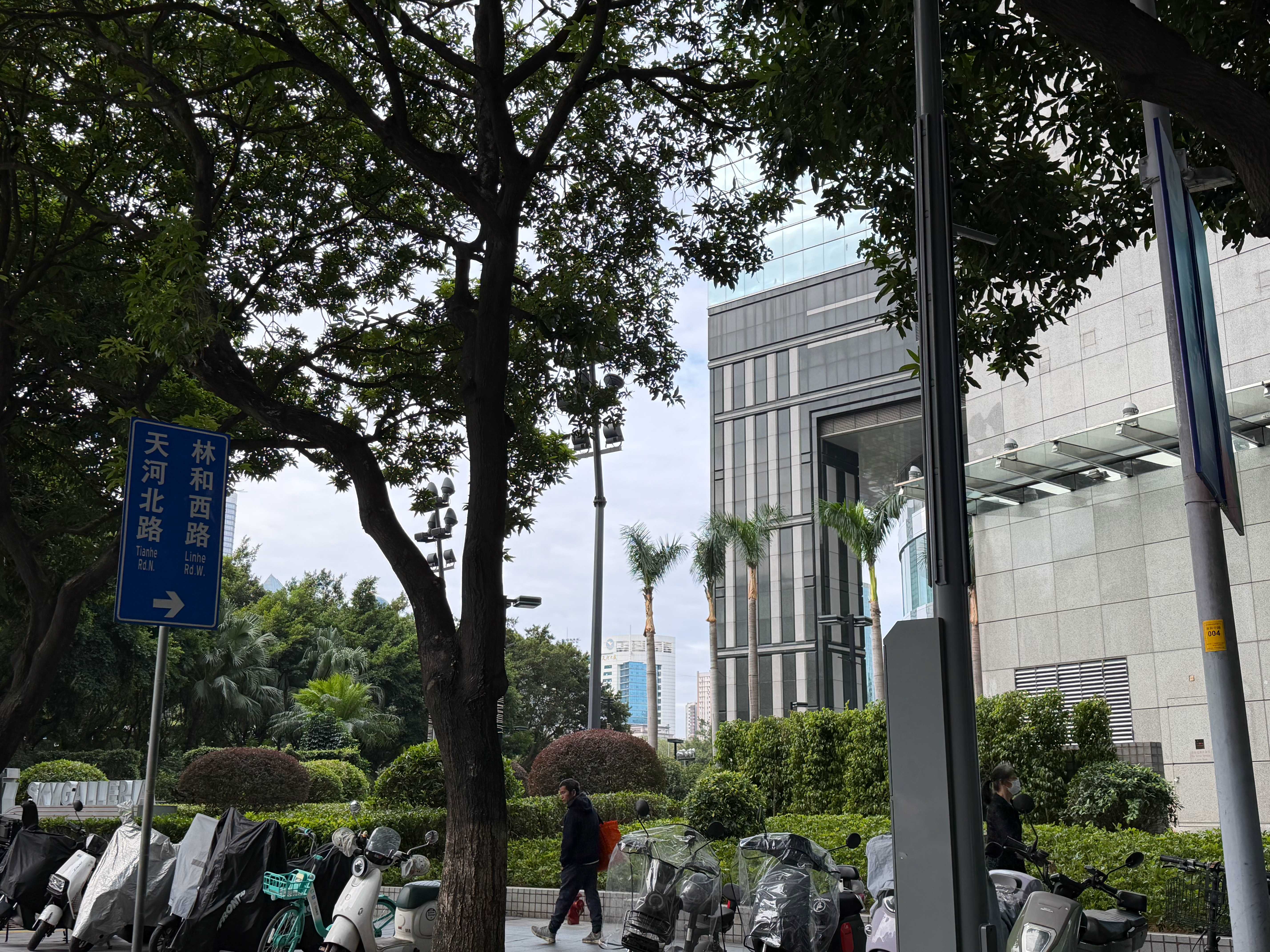 出发，我要体验乐道 Coconut 2.1.0 版本，辅助驾驶端到端上车，你们的