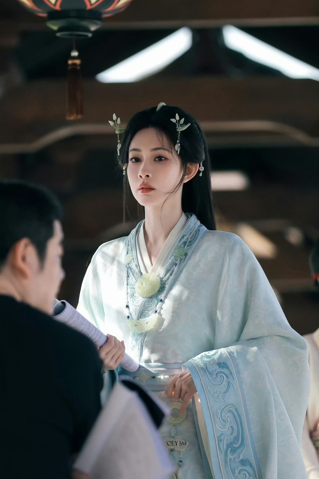 孟子义将门独后首次出妆和定妆照比起来，这件明显好看多了，看起来状态也不错，这是你