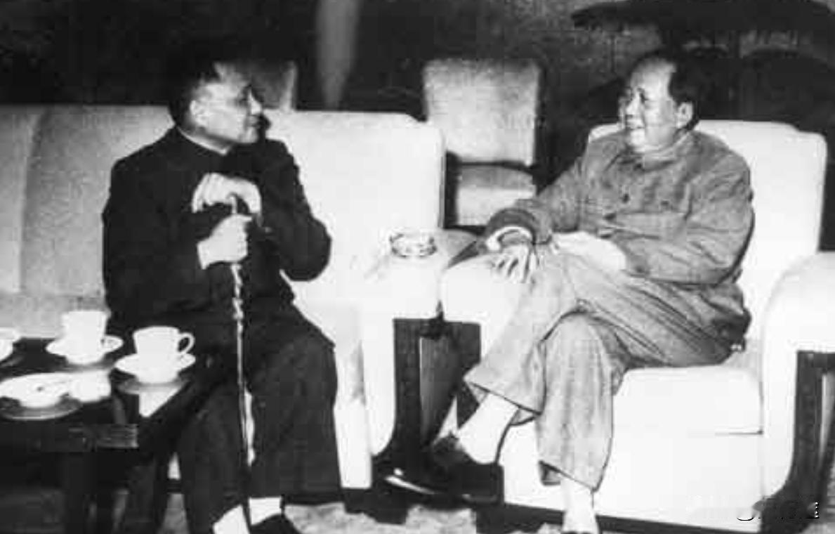 毛主席的目标是让中国人民站起来，邓公的目标是让中国人民富起来


这句常被挂在嘴