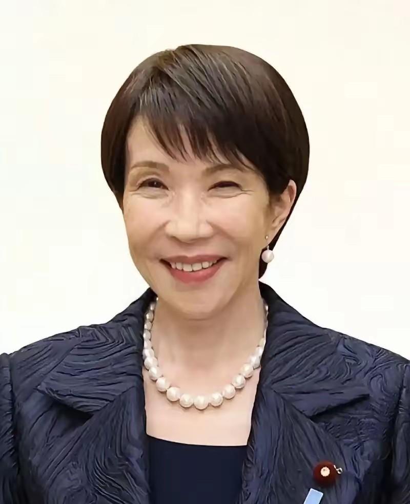 高市早苗动手了！
这次不是嘴上说说，日本直接掏出了一张藏了很久的底牌，目标只有一