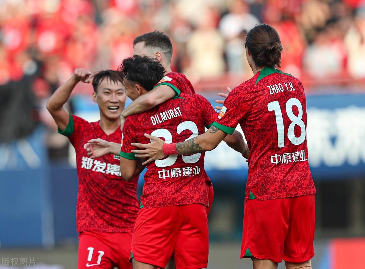 中超-河南6-0送沧州7连败！钟义浩梅开二度 科维奇进球破队史纪录
河南嵩山龙门