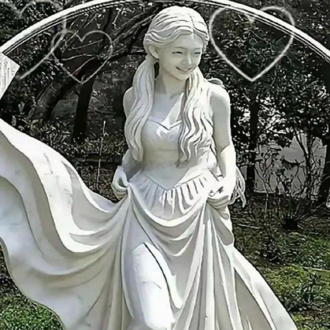 网友改的大S雕像太美了吧，这才是她最美的样子 