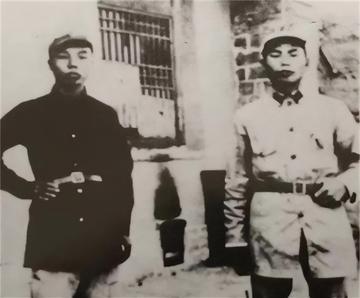 1975年，萧华上将在兰州吃饭，却被五六个地痞流氓挑衅，对方强硬的让萧华让座，萧
