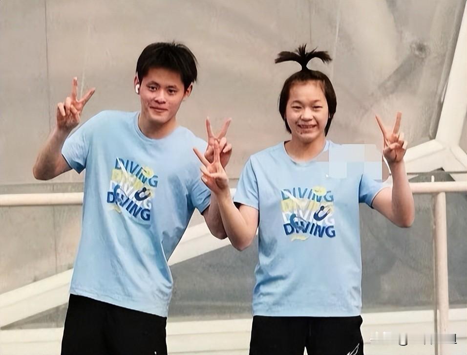 说实话，我以前总觉得全红婵的家人太“轴”，
明明女儿这么火，却从不让她搞什么粉丝