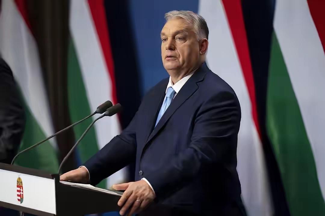 欧尔班乱了方寸。
​当地时间23日，匈牙利总理欧尔班表示，他已指示司法部长立即调