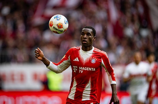 杰克逊本场数据：1粒进球，5次过人1次成功，8次对抗2次胜出