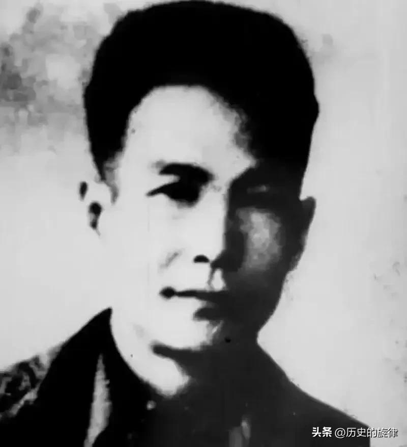 1948年渣滓洞惊险一幕！中校狱医手握秘密纸条，冰冷伪装下藏滚烫初心
 
194