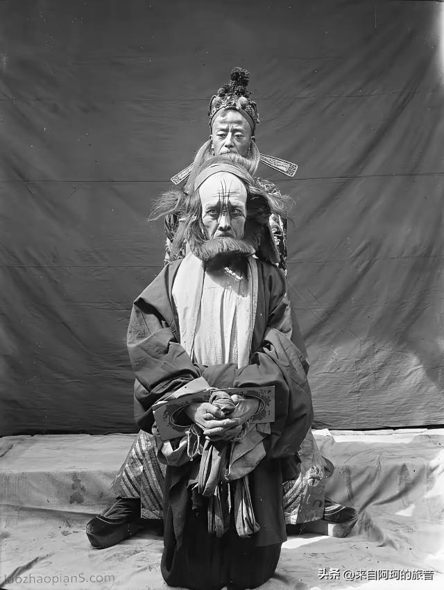 百年前甘肃秦腔老照片走红！专家认出上面全是宗师级人物

1920年秋天，甘肃兰州