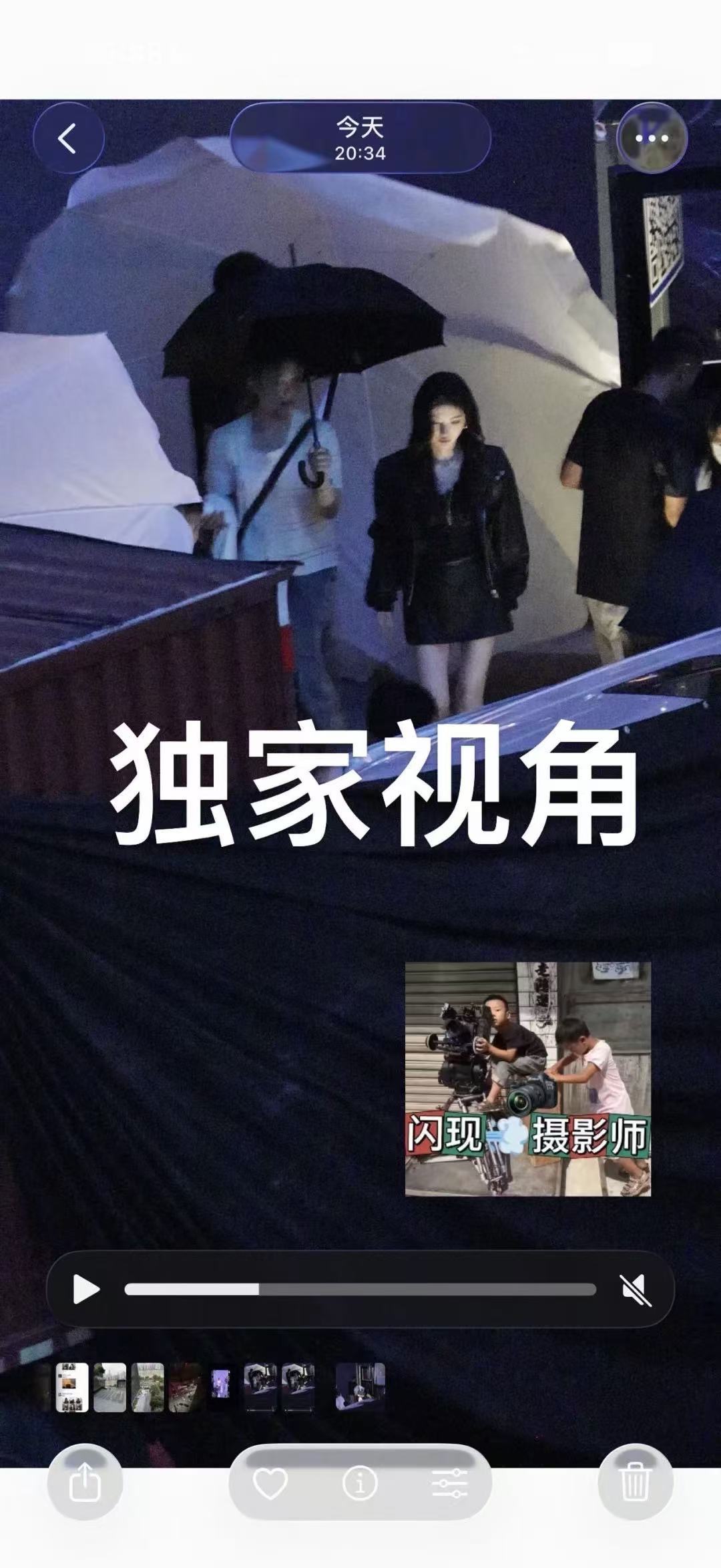 小皮裙大波浪 