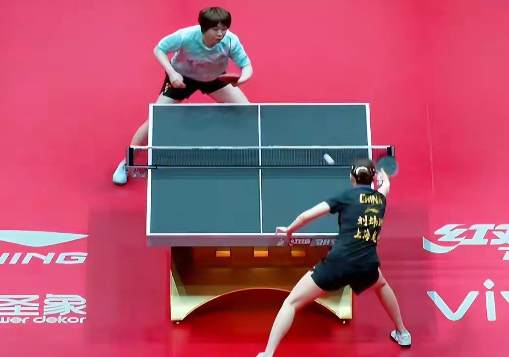刘炜珊3比2蒯曼 乒超女团半决赛上演惊天逆转！世界排名第53位的刘炜珊顶住压力，