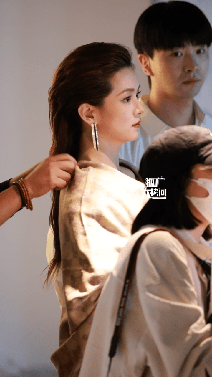 陈昊宇这个大背头真的好看？ ​​​